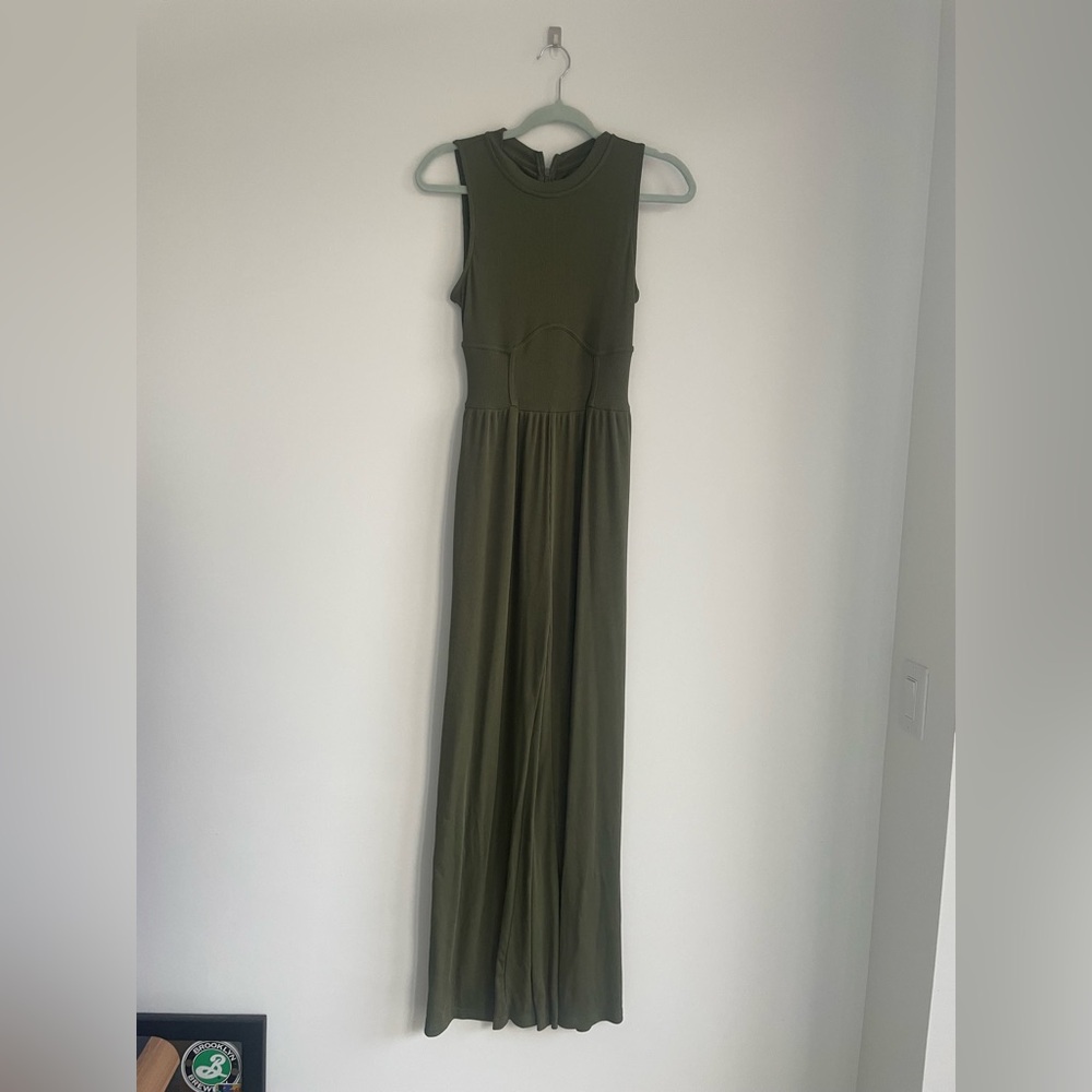 Cider Olive Green Sleeveless Jumpsuit